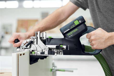 Infographic: Festool hybride schuurwerk - accu vs. netsnoer