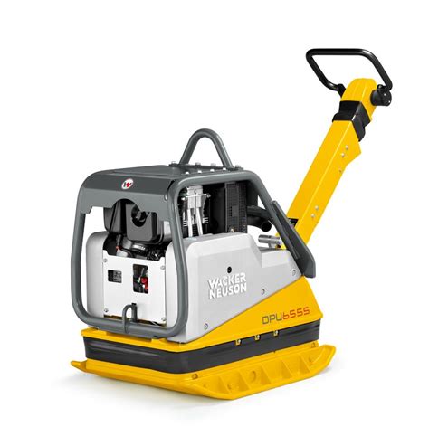 Close-up van de onderplaat van een Wacker Neuson trilplaat