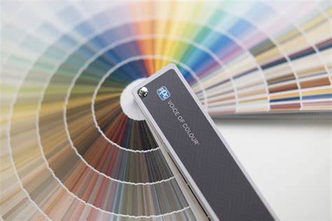Afbeelding: Sigma Voice Of Colour kleurenwaaier en voorbeelden van PPG-kleuren