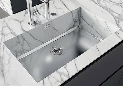 Prijsvergelijking keramiek, solid surface en composiet spoelbakken