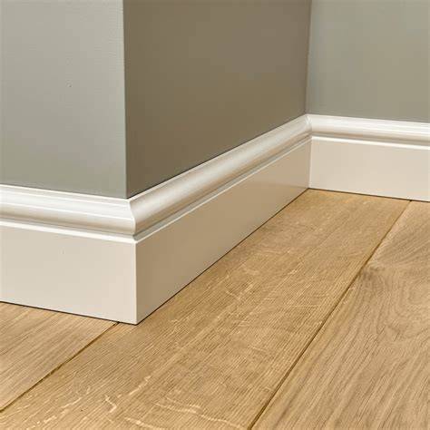 Overzicht van verschillende plinttypes: sierplint, luxeplint, monumentenplint, waalplint