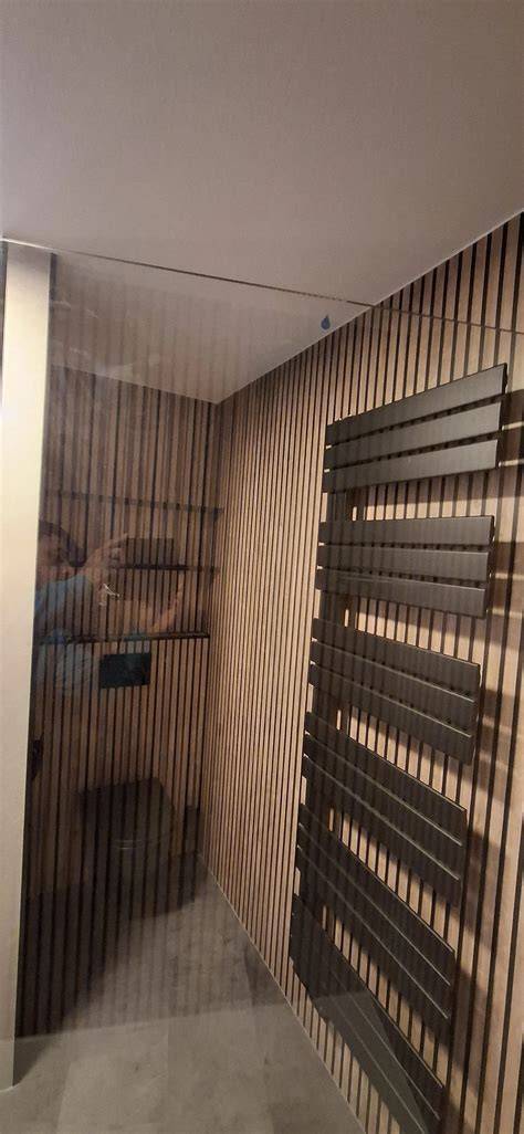 Foto van een veilige aansluitingsoplossing met Wago-klemmen in een badkamer