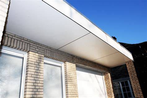 Foto: windbelasting en dakoverstek