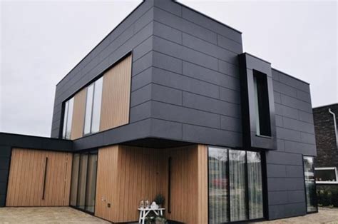 Grafiek die de weerbestendigheid van Trespa Pura NFC toont onder verschillende omstandigheden (zon, regen, zoutlucht)