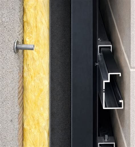 Diagram dat de isolerende werking van composiet gevelbekleding illustreert