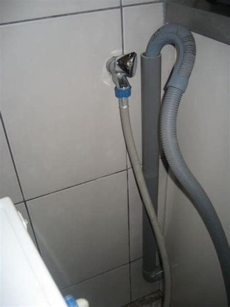 Afvoer wasmachine en cv-ketel: hoekoplossingen en hoogte-afwegingen
