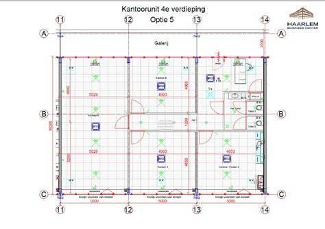 Voorbeeldplattegrond van klassieke vs. moderne plafondafwerkingen met verlichtingslijnen