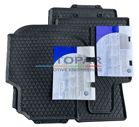 Set zwarte rubberen automatten voor de Volkswagen Touran