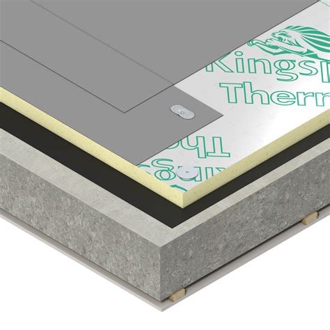 Foto van een plat dak met daarop de Kingspan Therma TR26 FM isolatieplaten, klaar voor verdere afwerking