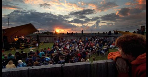 Observatorium en zonopkomst bij Sunsation Festival