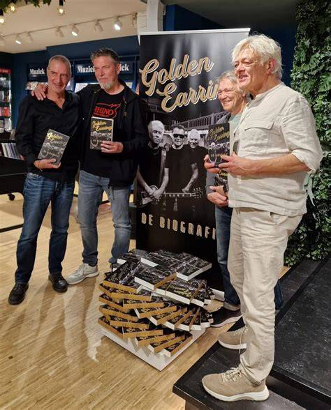 Foto: Jan Schut bij een archiefpresentatie