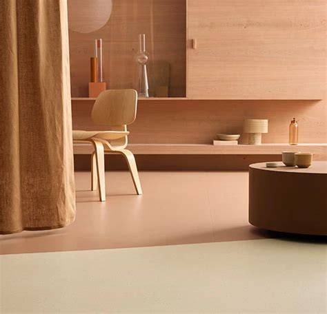 Foto: Voorbeeld woonkamer met Marmoleum Cocoa Salted Caramel en mintgroene accenten