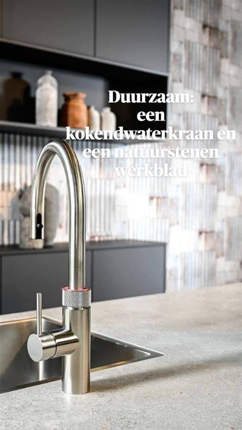 Schematische weergave: bevestiging en ondersteuning van een natuurstenen werkblad onder een vaatwasser