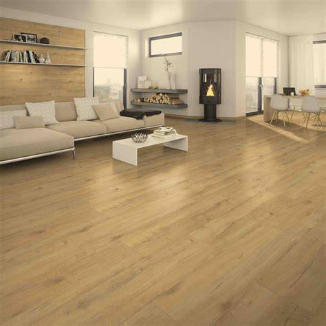 Foto: Egger Kingsize 8mm vloerdelen in verschillende decors