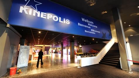 Infographic: Zaalcapaciteiten en multimedia-opties bij Kinepolis Enschede