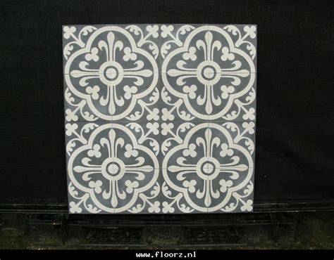 Cementtegels 20x20 cm in diverse patronen