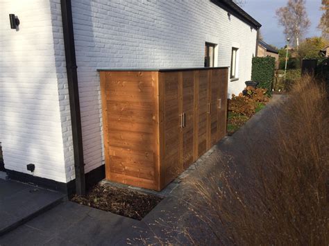 Voorbeelden van houten tuinkasten in verschillende houtsoorten