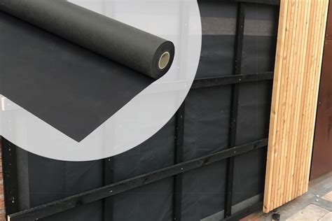 Open gevel met donkergekleurde gevelfolie