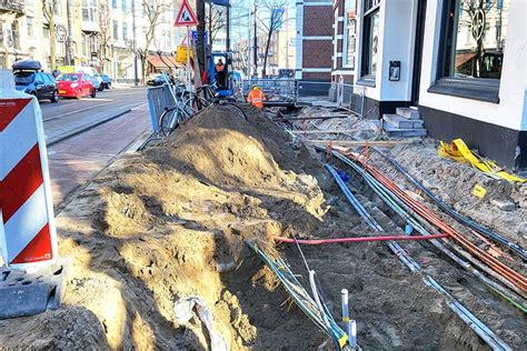 Foto: Voorbereiding van de ondergrond en verwijderde stukken