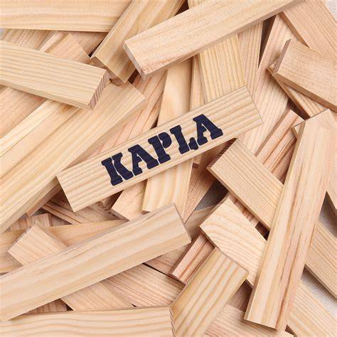 Foto: Kapla plankjes en voorbeeldboeken