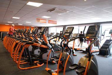 Infographic: Indeling zones bij Basic-Fit Ridderkerk (Strength, Cardio, Free Weight, Stretch, Virtual Cycling)