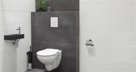 Overzicht materialen voor hangtoilet installatie