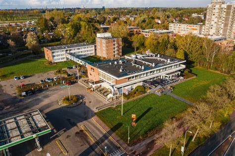 Infographic over transitie en hospitality-concept van Nescio Hotel Groningen