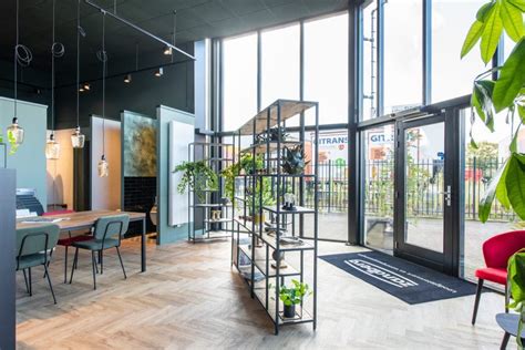 Showroom en installatiediensten kaart