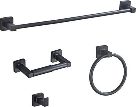 Afbeelding van een matte zwarte badkameraccessoires set